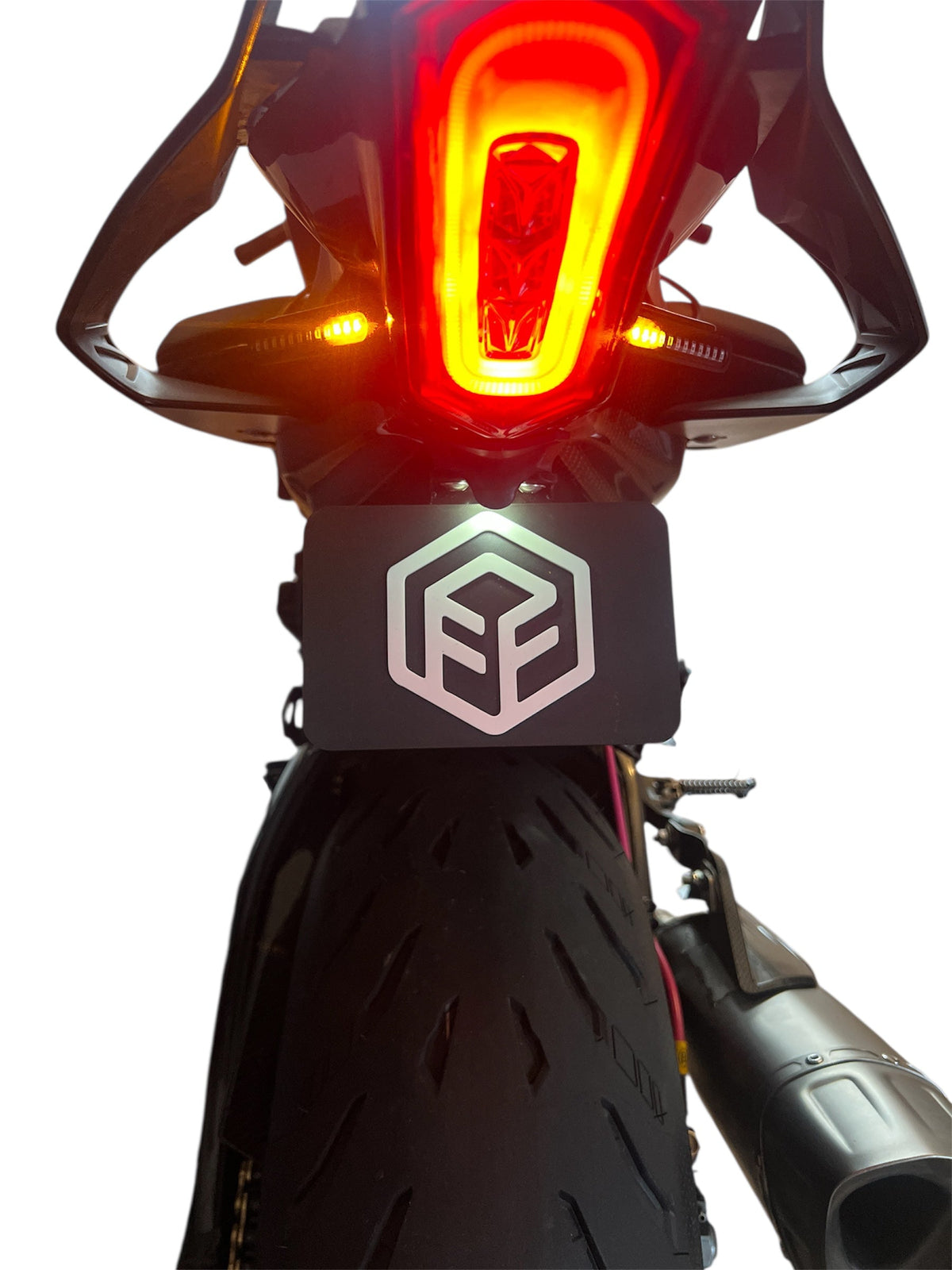 Yamaha R1 rear LED indicator detail
