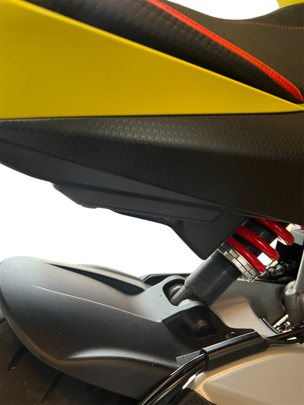 Aprilia RS660 / Tuono 660 Pillion Peg Delete Kit – 2020-2025 – product view 3